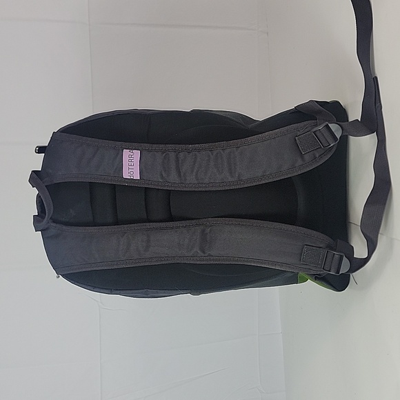 Doterra Canvas Green & Gray Backpack - Picture 3 of 13